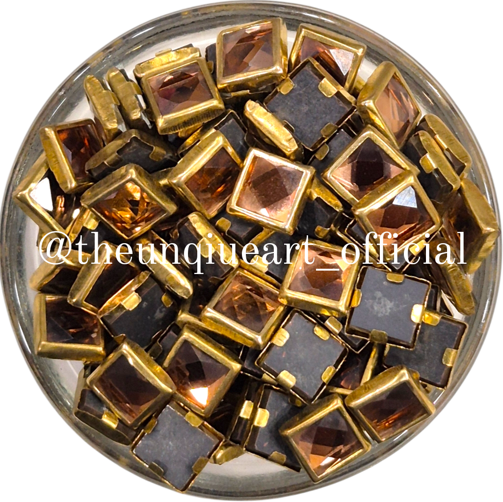 Square 8x8 Golden Glossy