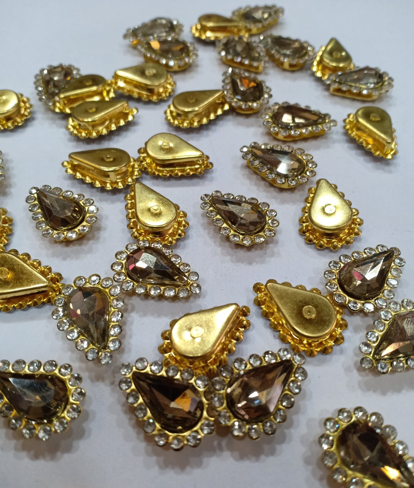 Golden 8x13mm Drop Side Ring