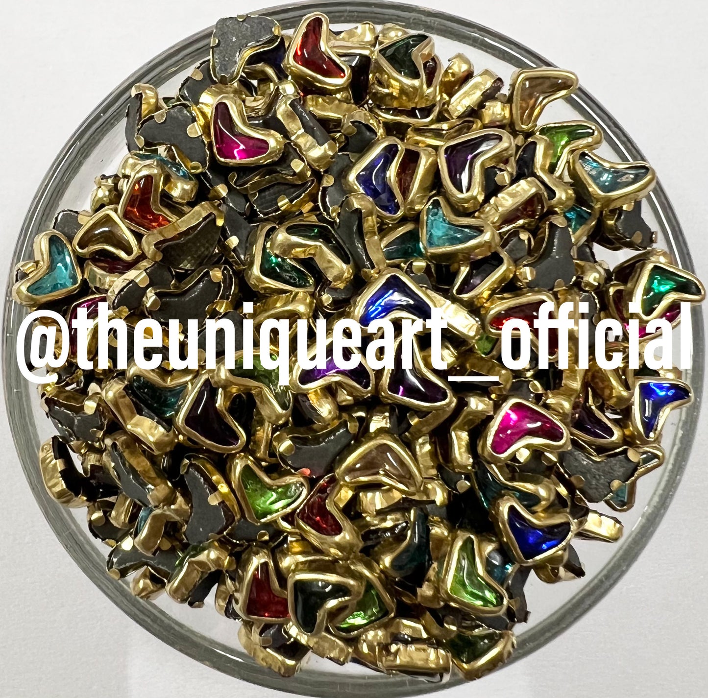 V Shape Glass Multicolour