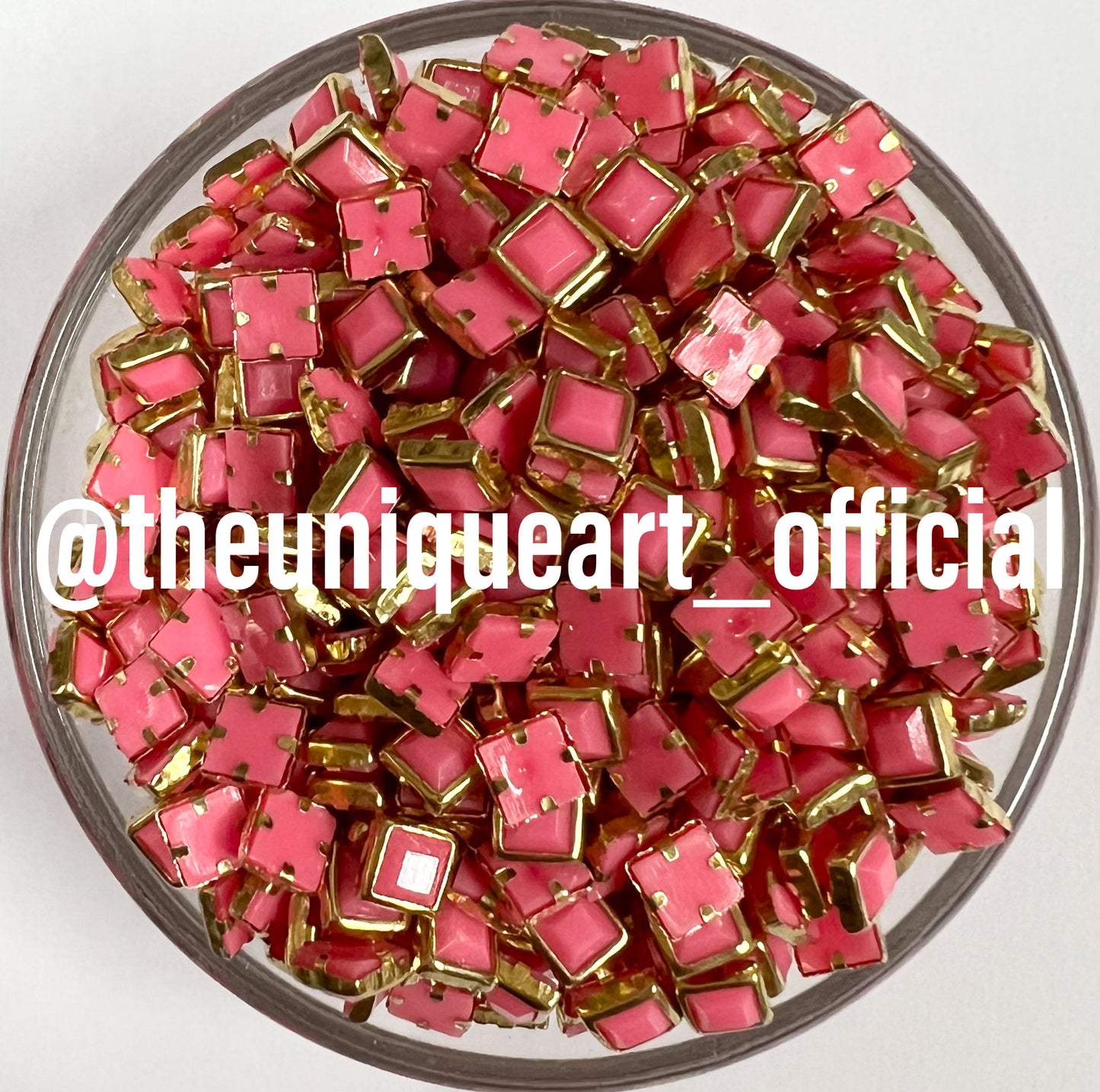 Pink 4x4mm