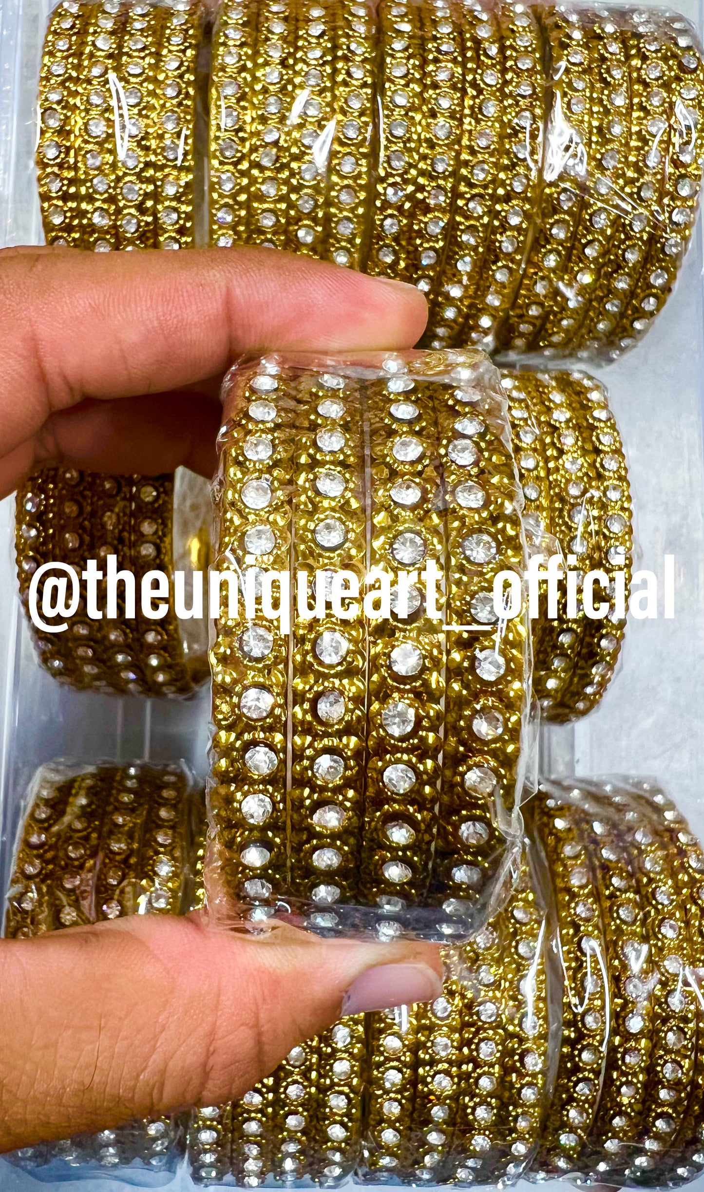 Chakri With Stone Metal Bangles