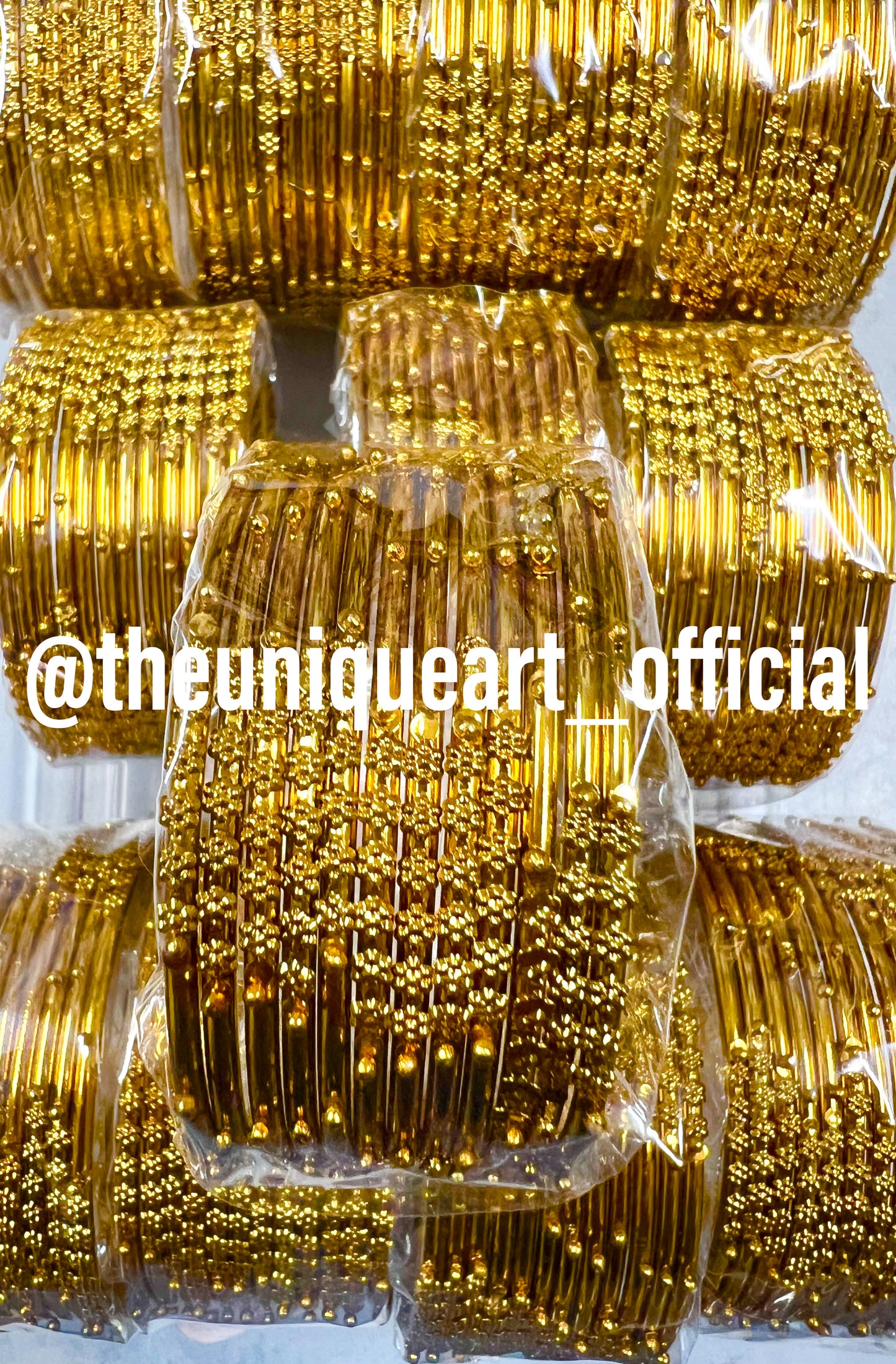 Flower Dotted Metal Bangle