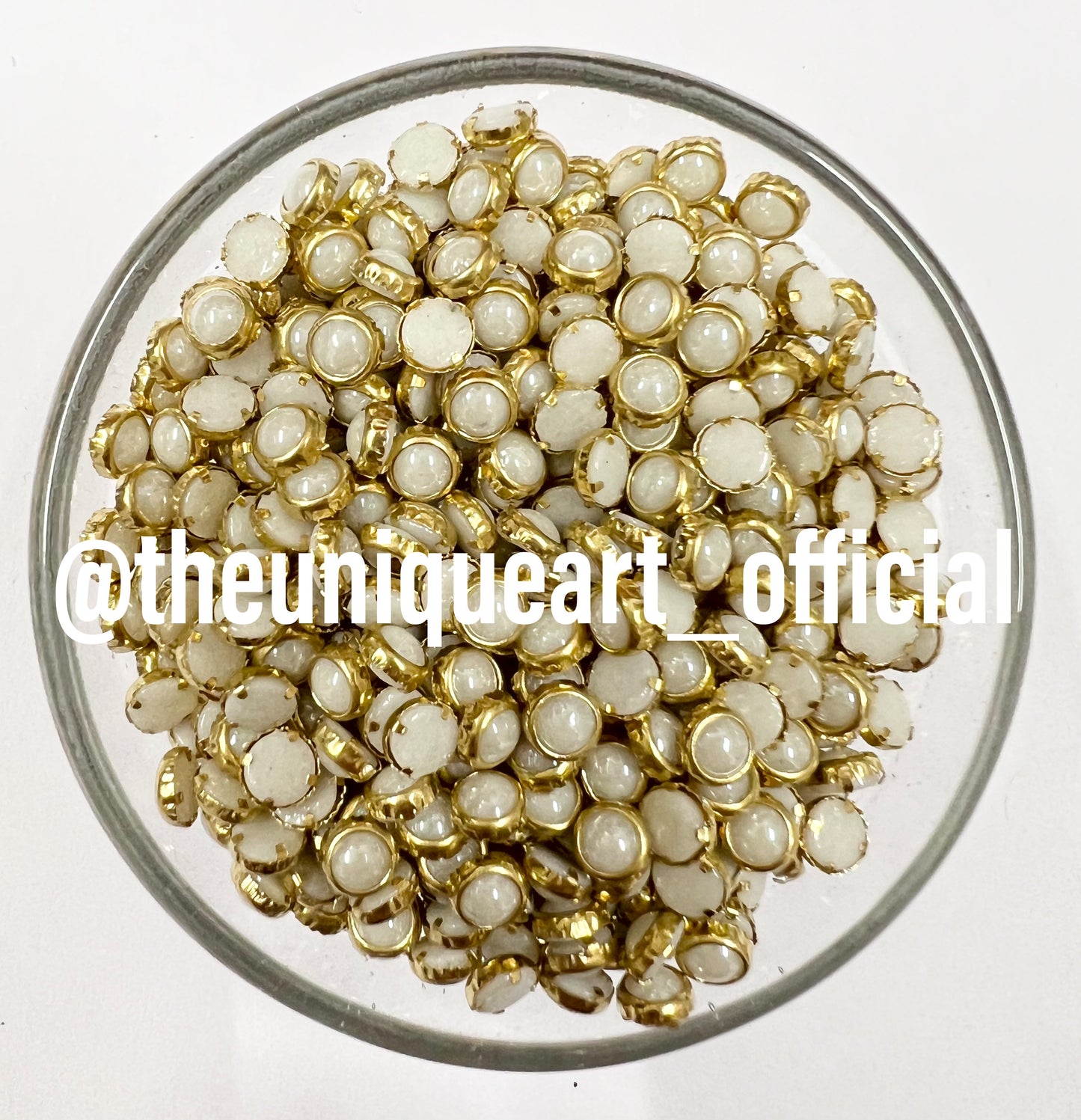 Round 4mm White Ceramic