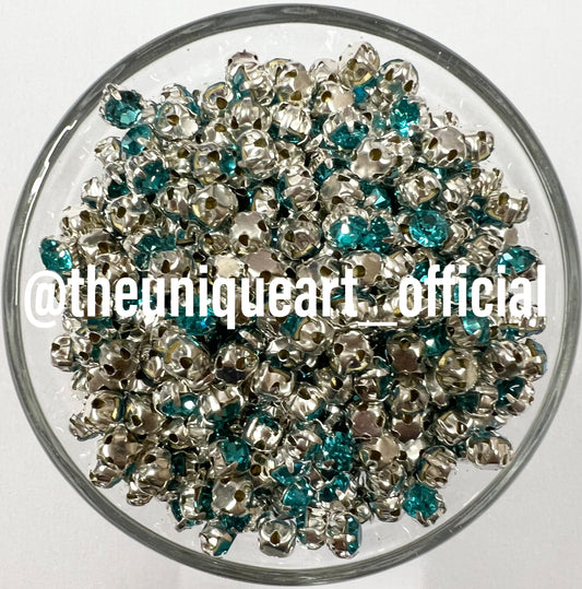 Light Blue Small Round Clip Stones