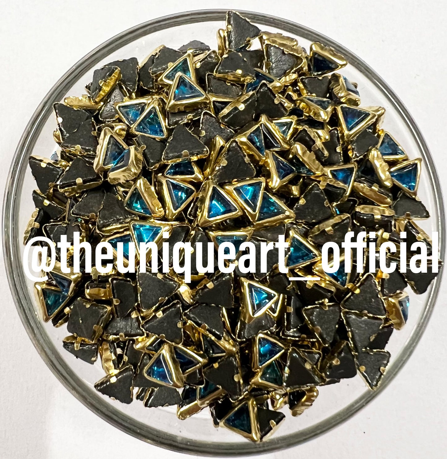 Peacock Colour / Dark Blue 4x4x4 Glass