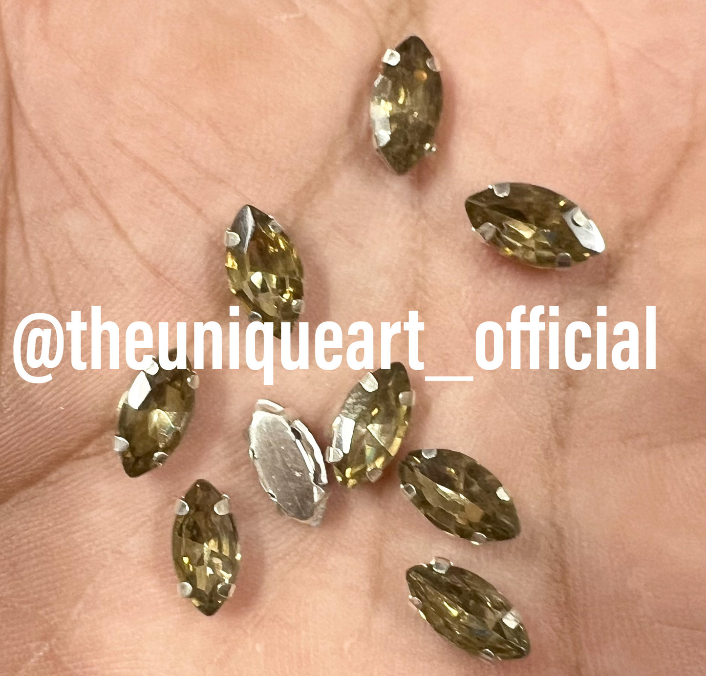 Golden Eye Clip Stone 10x5mm