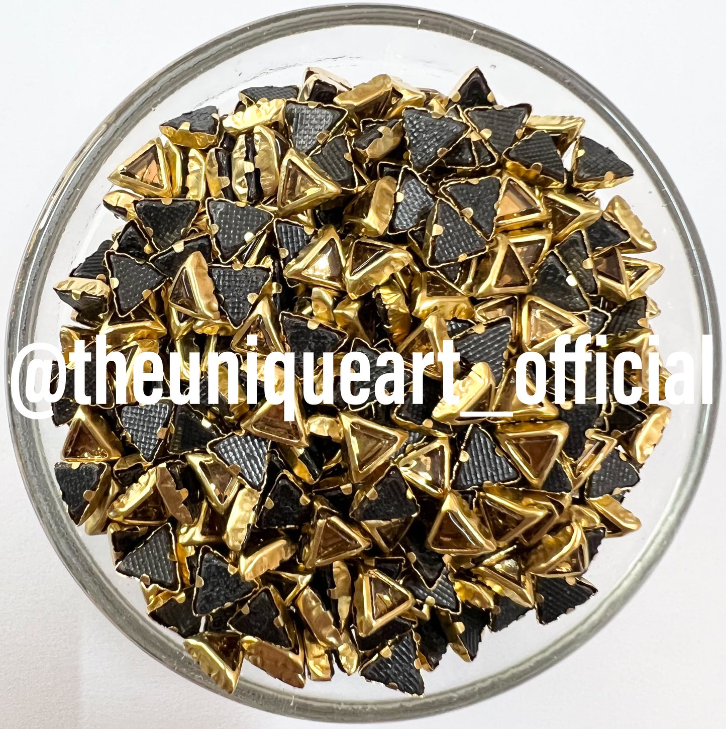 Triangle 4x4x4mm Golden Glossy