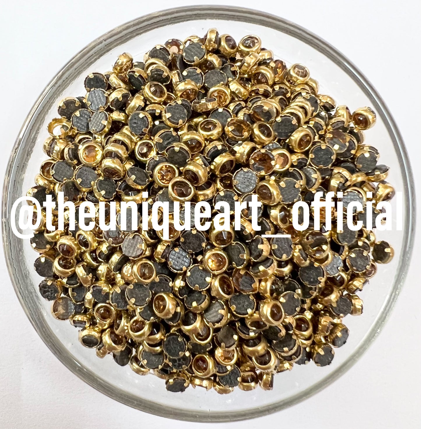 Round 3mm Golden Glossy