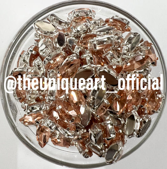 Peach Eye Clip Stone 10x5mm