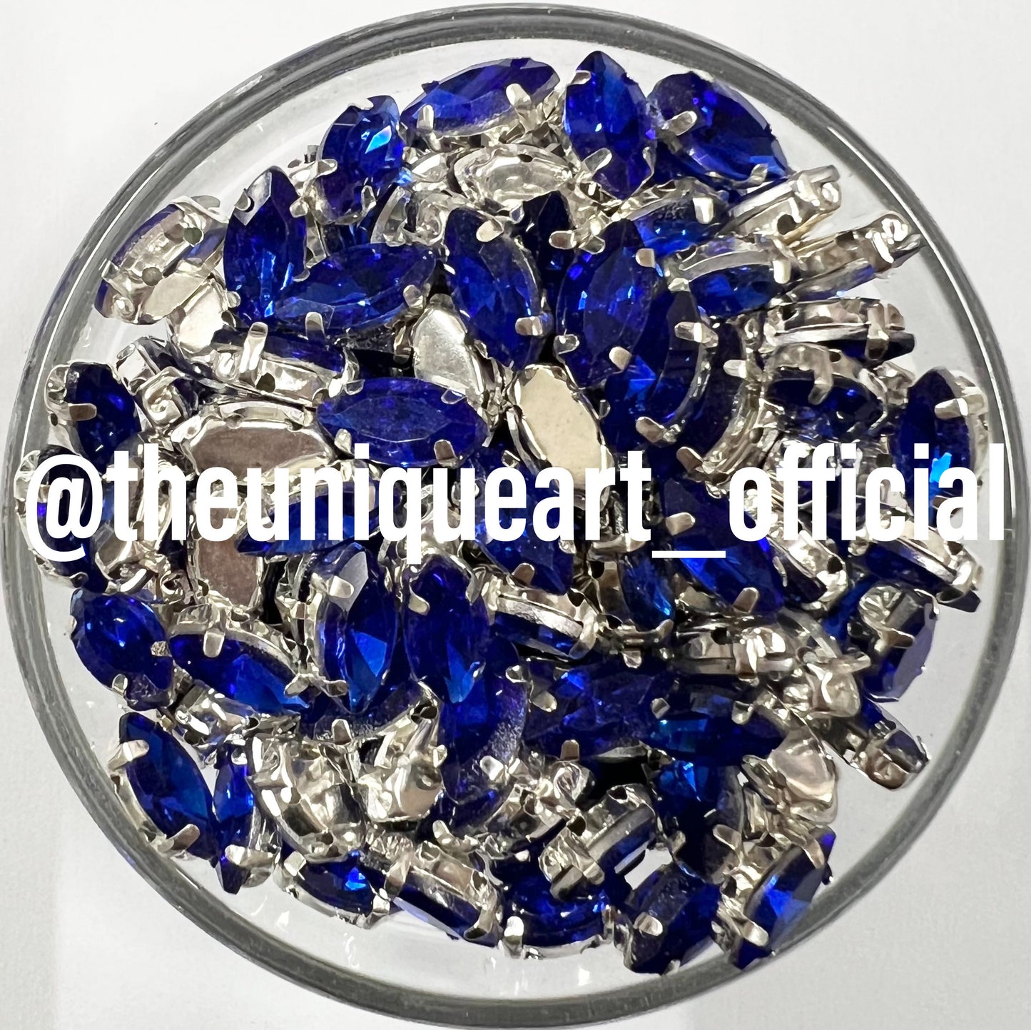 Blue Eye Clip Stone 10x5mm