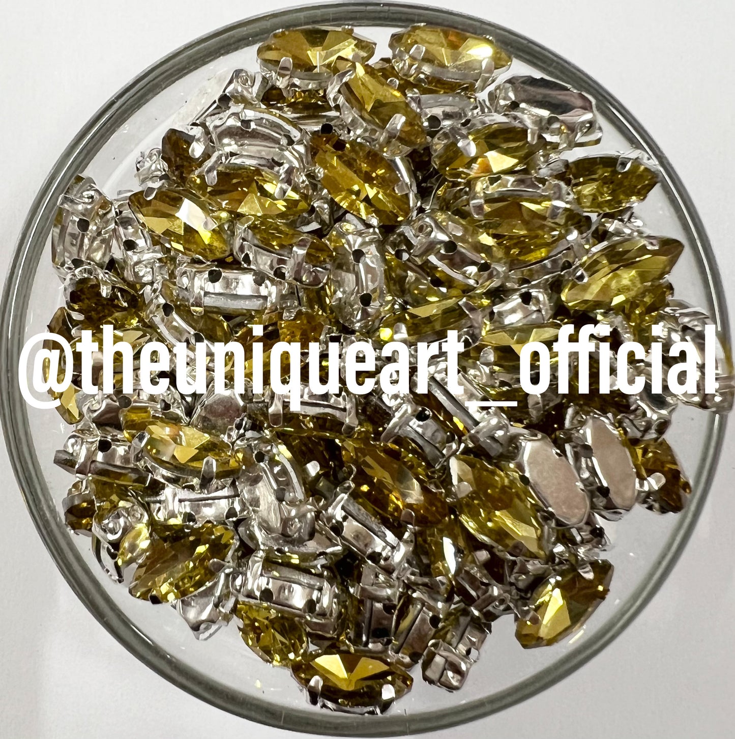 Yellow Eye Clip Stone 10x5mm