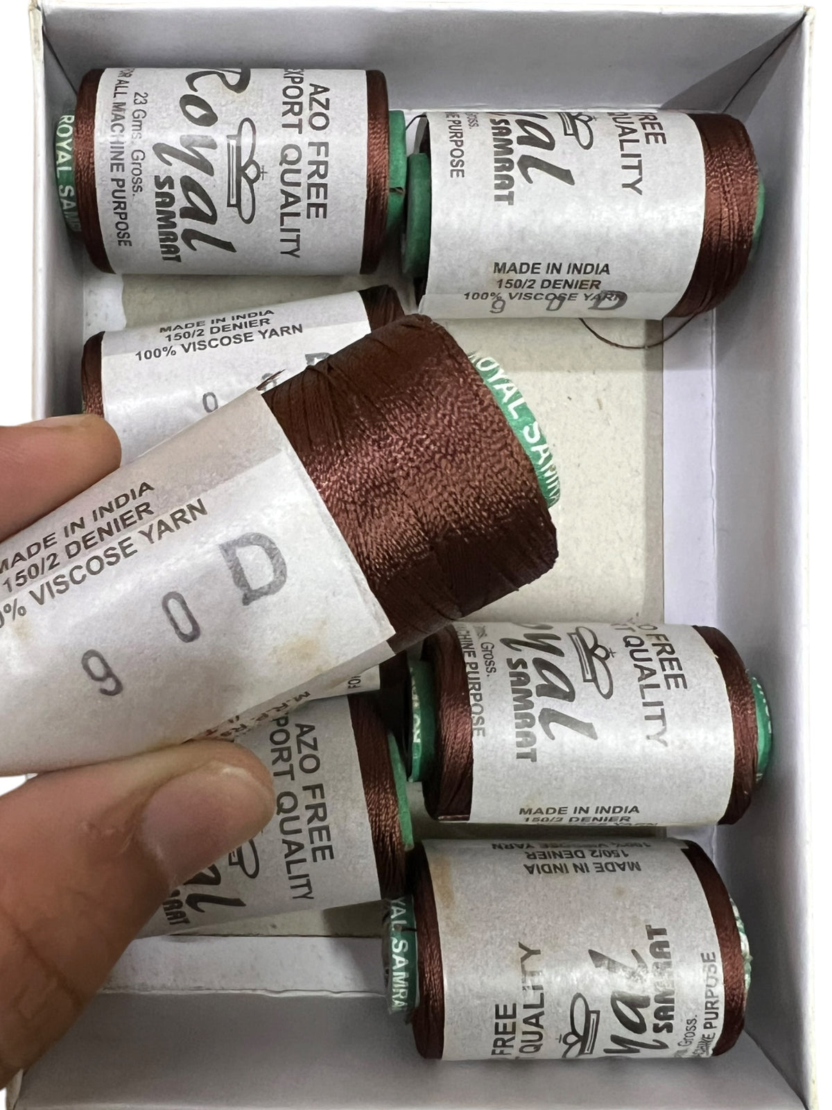 Royal Silk Thread (90D)