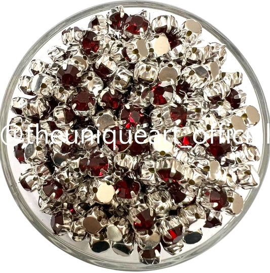 Maroon 5mm Round Clip Stone