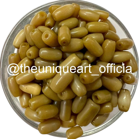 Antique Monalisa Capsule Beads (10gms)
