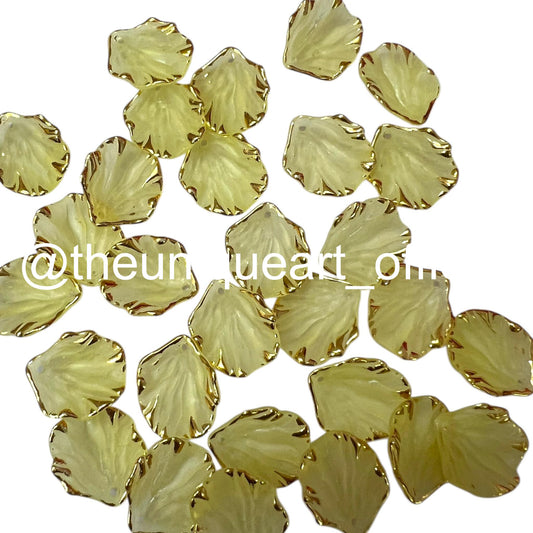 Yellow Pearl Shells