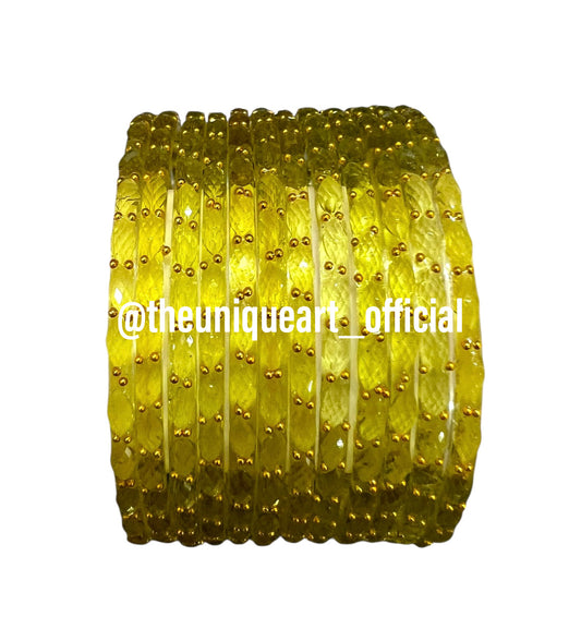 Pista Raindrop Bangles (Pista)