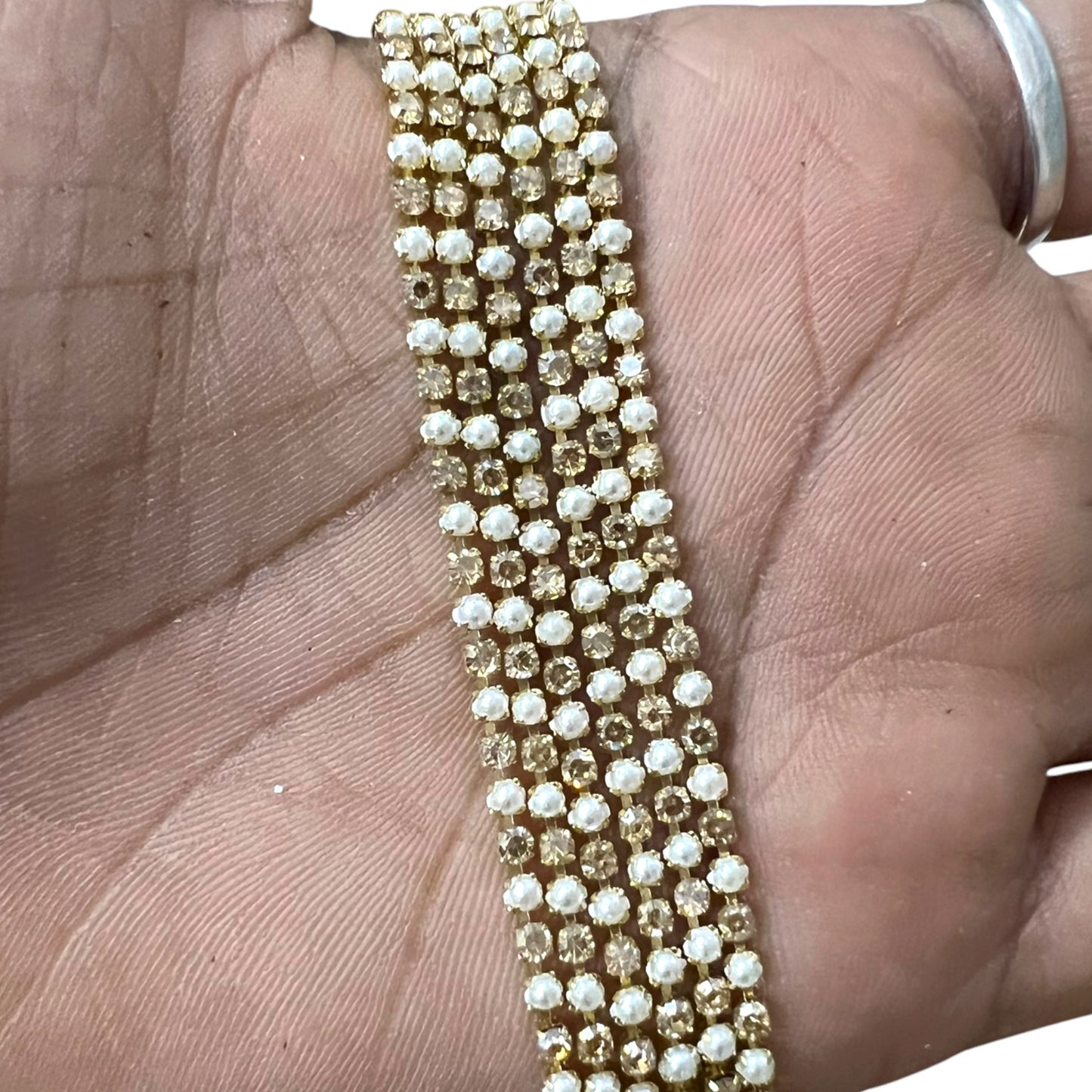 Pearl With Light Golden Stone Chain