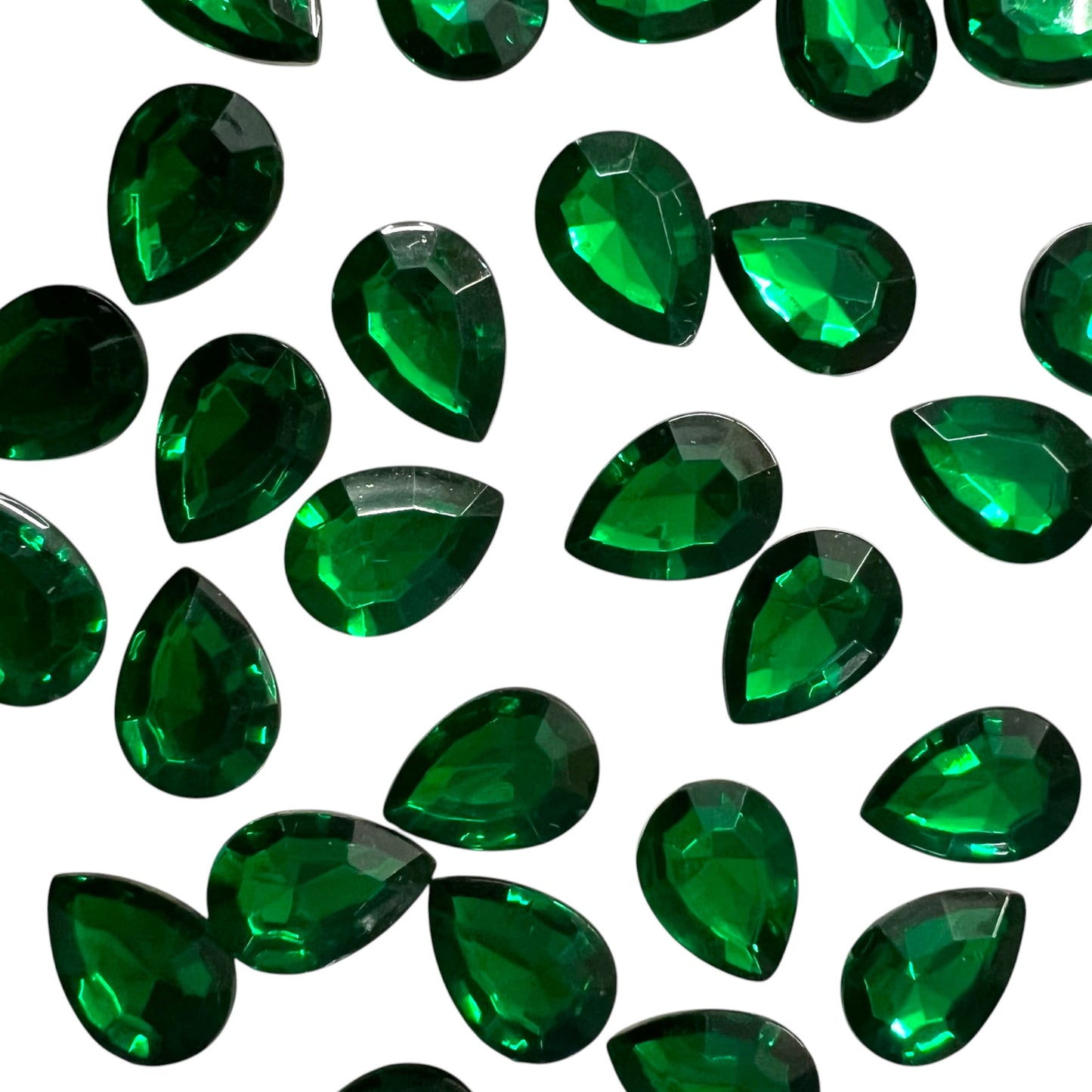 Pack of faceted green 10x14mm oval acrylic stone beads with shiny crystal-cut edges for jewelry making and craft projects