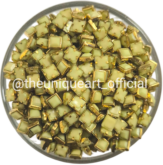 Pastel Green 4x4mm