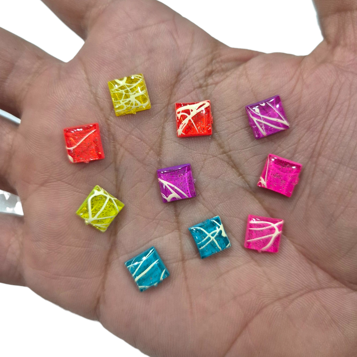 Splatter Flat Square D1 Beads (100pcs)