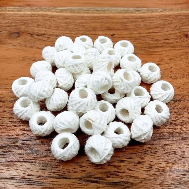 White Cotton Thread Beads (25Pcs)